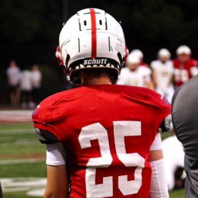 whs olb class of 28 5”9 4.98 40 yd dash 135 bench 255 squat 3.5 gpa