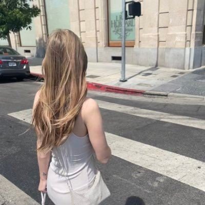 wya_knae's profile picture. imprecise thoughts