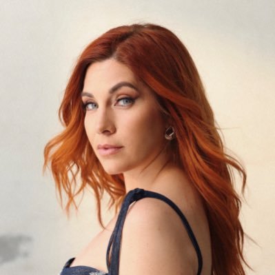 LeireMo's profile picture. Intérprete, cantante, conferenciante, educadora…