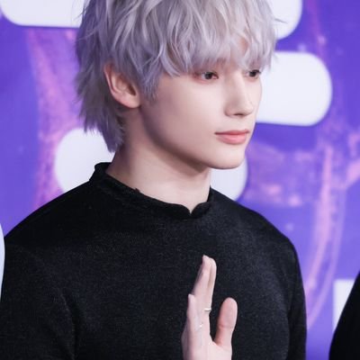 txtuj's profile picture. #TXT
semi ia📚