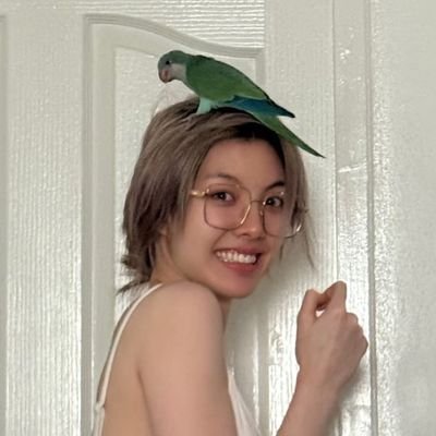 Lazylce's profile picture. เป็นเมนหลิงหลิงที่มีรูปน้องออมในเครื่องเยอะมาก  คีพเดี่ยวคีพคู่ได้หมด ขออย่างเดียวอย่าปสดค่ะ

#linglingkwong #ormkornnaphat #หลิงออม #ใจซ่อนรัก   🫰💜