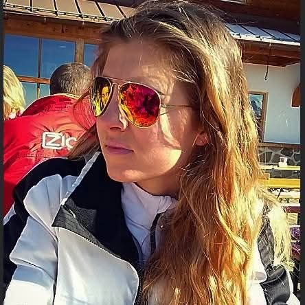 RianneMeijer87's profile picture. Love to have a fun chat 💕💜