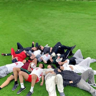 blueeebearies's profile picture. 𝟏 to 𝟏𝟑 ❤︎︎ until the last “say the name”≽ ^⎚ ˕ ⎚^ ≼ “you are supposed to wait endlessly for people you like.” – yoon jeonghan