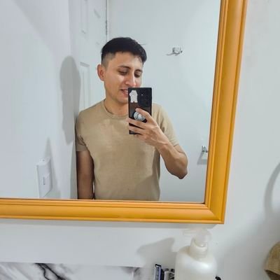 Creador de contenido XXX
Me banearon mi otra cuenta @sexboygt
Hago contenido con mi novio @Flacosexgt