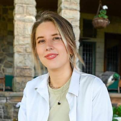 n_latysheva's profile picture. Biology and machine learning @DeepMind