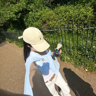 Phoebe_14141's profile picture. Brains, beauty, and a hint of chaos