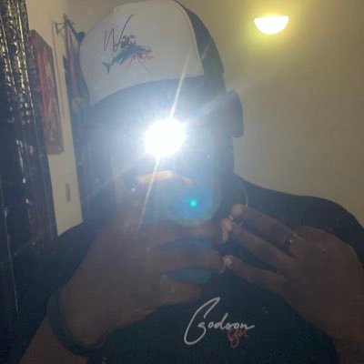 godsonsigns's profile picture. Graphic Artist | @ChelseaFC | La Joya!⚜️