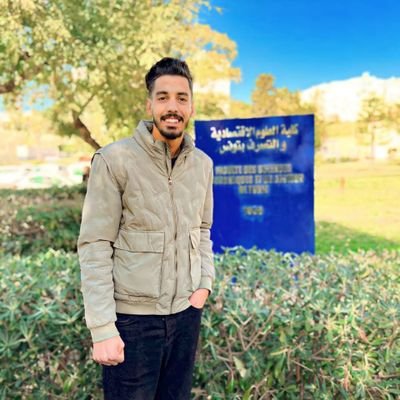 khm17363's profile picture. ري