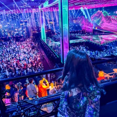 A 28-year-old girl who loves Eurovision and Coldplay a little too much. 🫶