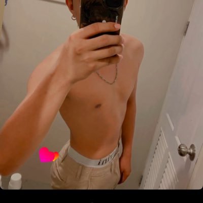 TaTi97260's profile picture. 