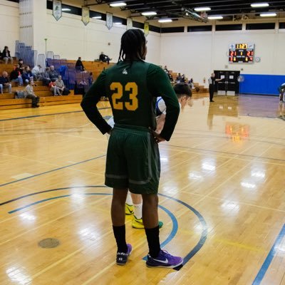 C/O 2024|6’4 Combo Guard 407-954-6928 jaylansammy9@gmail.com