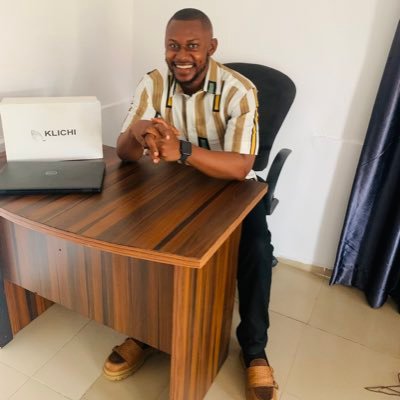footwear designer, shoe Artisan. Leather specialist. Custom-made. shoemaking,4 both genders slippers,sandals,sneakers,belts,wallets, email:klichiwears@gmail.com