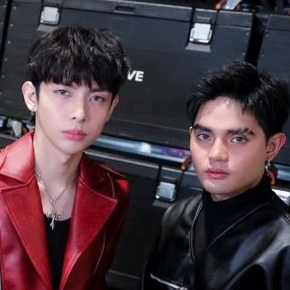 Solely for fangirling.Personal na naging Fan account.
A'TIN Mommies&Daddies(AMD) | MAHALIMA pero may peborit dalawa🤭. Backup account for voting.
Introvert