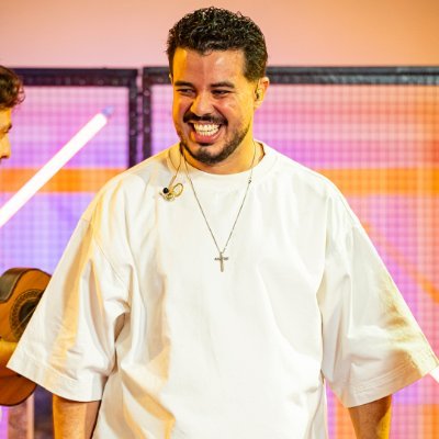 👨👦Lipe ❤️@jenixavier 🎤@grupotopsamba 📝 Compositô 💻 @vinibarretoartes
