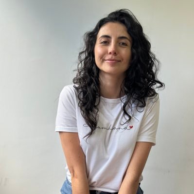 AlejaBernalCas's profile picture. Comunicación para el cambio social | Derechos Humanos y construcción de paz | “Dicen las estrellas que los fugaces somos nosotros…”✨