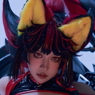 Hi i’m Xiaoying, go to get exclusive photos in here !! ( Patre0n ) : https://t.co/0s8CGsbSqa !!!! More in here : https://t.co/IsELpJT9h4