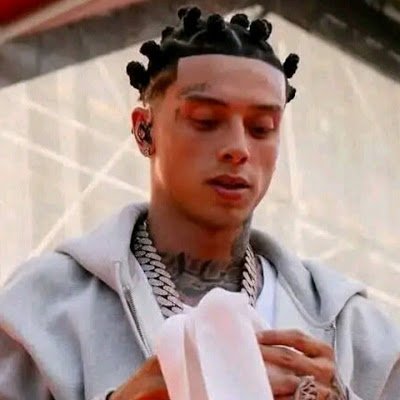 JayOmoyemi's profile picture. 