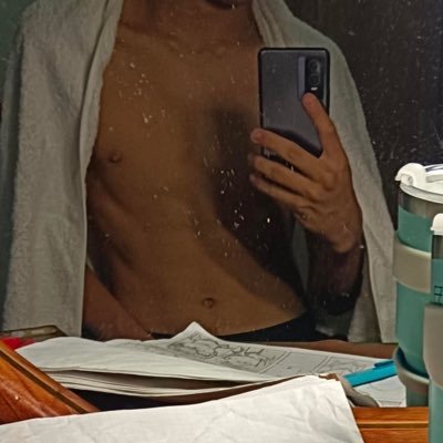 Rray1009's profile picture. 