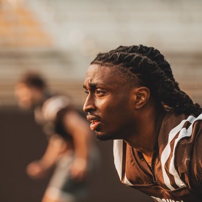 𝙂𝙤𝙙’𝙨 𝙎𝙤𝙡𝙙𝙞𝙚𝙧 † 𝐅𝐨𝐥𝐥𝐨𝐰𝐞𝐫 𝐨𝐟 𝐉𝐞𝐬𝐮𝐬 ☨ 6’0 190 Junior CB @wmu_football #GirlDad💓