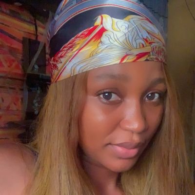 Be sure to taste your words before you spit it out
Animal Scientist 🥼 •
Voice Over Artist 🎙️•
Bead Maker 📿•
Aspiring Movie ✨•
plus a proofreader... 📚