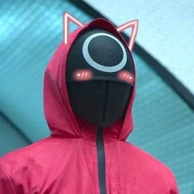superglowX's profile picture. hawk tuah respect button 👇