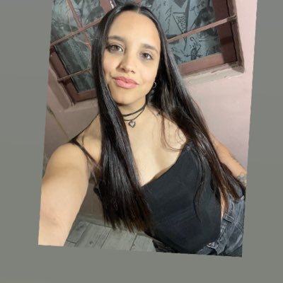 profe de árabe💃🏽! Mis abuelos ❤ Mamá de Román 💚
Escorpiana 🦂