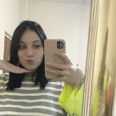 North Dakota girl with a soft smile and softer curves.
Click the FREE link and come feel something warm tonight 👇