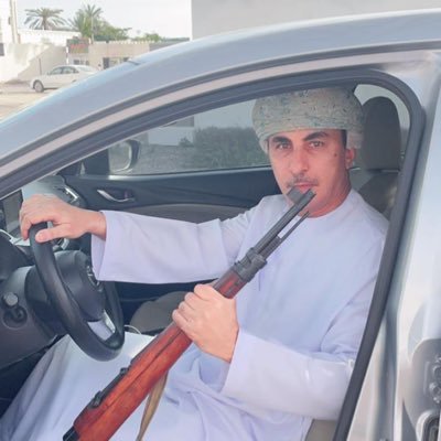 قبل ان تكون مثقفآ كن محترمآ فالاحترام نصف الثقافة