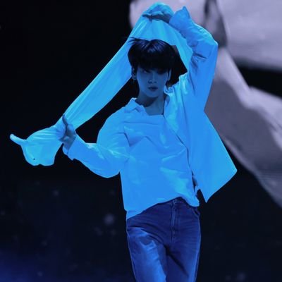 doryzzz_'s profile picture. ~txt~
OT5
eng/esp
🐼♈️