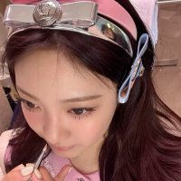 chia (@sunsilahis) 's Twitter Profile