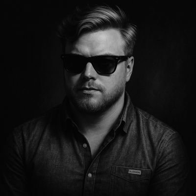 LCKorZ's profile picture. My Survival Horror Short Story Collection NO ESCAPE is available here: https://t.co/0FTnGpLB0l

Wife guy, dad, animal lover, nerd.