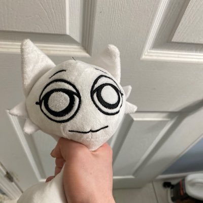 yeahWaba's profile picture. she her trans icon | 19 | @trogAfterDark