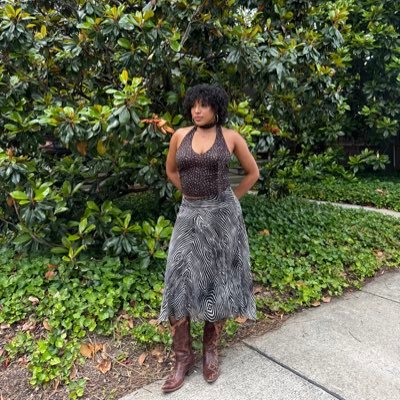 KaitlynHardy18's profile picture. fashion student 💌 | she/her