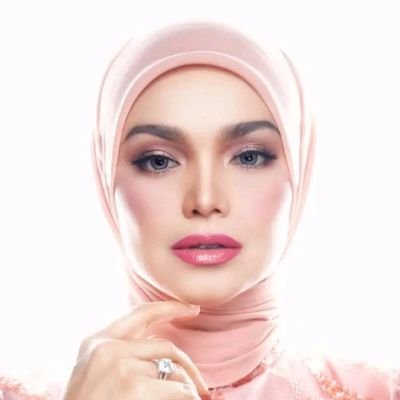 Malaysian Singer⚡
Music Producer. Businesswoman