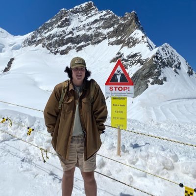 mattcb's profile picture. I love traveling and architecture