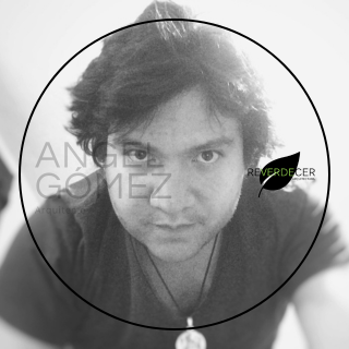 Errático, arquitecto, sincero, romántico, gentil, esquizofrénico, melancólico, artista, gamer. Entrenador Pokémon.