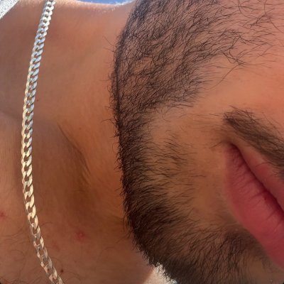 dvard___'s profile picture. 21y | 1,83 6'1 🇧🇷