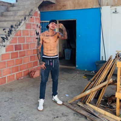 Creador de contenido 🔞🔥 venezolano-heterosexual ❤️🔥 22cm de guevo 🍆