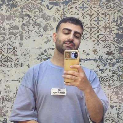 alihssx's profile picture. 