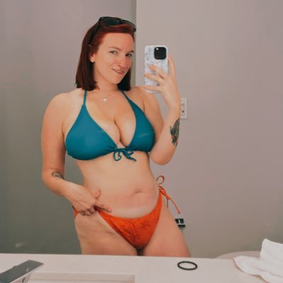 18++ • MDNI • 31 💕 • Photographer & mattress actress // • DM for collabs