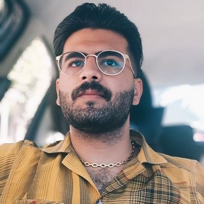 خورشید که باشی ، ماه نورانی میشه..
○زرگر (جواهرساز)
فروش فعلا نداریم فقط گالری خصوصی