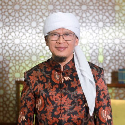 Kepada Alloh Pencipta kita bertauhid. Kepada ciptaan-Nya kita Rahmatan Lil'alamin
https://t.co/4LmoVWcWpZ