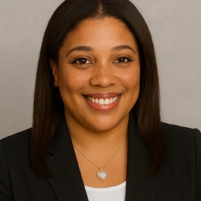 First-gen | CA-3 @Duke_Anesthesia | @RWJMS |@CornellChem | @SOAPHQ Medical Student and Resident SIG | Past @SNMA BOD All tweets my own