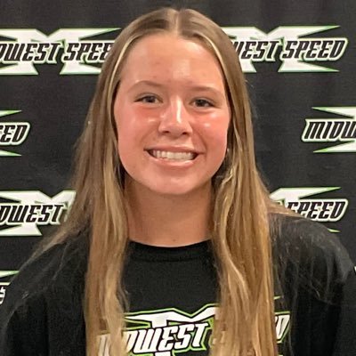 Midwest Speed 15u National Wilson/Tverberg #15 | East Ridge High School 2027 | GPA: 4.08 | MIF/3B/UT | Email: amckusky15@gmail.com
