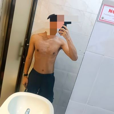 Decent. Moreno. Average looking lang kaya nga low key tau. Game for anything. Loves traveling and roadtrips.