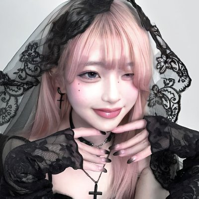 loveplly's profile picture. 🎀 ready! set! go! 💨 ello’ earth-dwellers! let me tell you this : you’ve coming to the right place •ᴗ• dis’ i, caa the tiny baby to serve you with love.