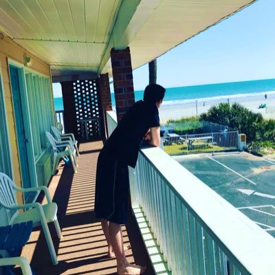 Bigrigatoni24's profile picture. •🚀💰👑📈📊🏀🏈🔊📲🏇#UpStateNY #investor #Ebayseller #markettrader #gambler #2️⃣6️⃣