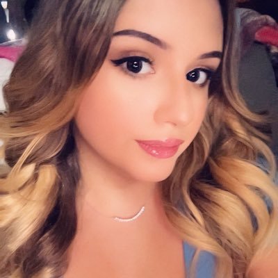 FrozenCakeMix's profile picture. @NoxesRL💍 🥰