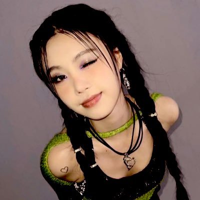 ybsunlight's profile picture. Gosto de vir aqui falar besteira