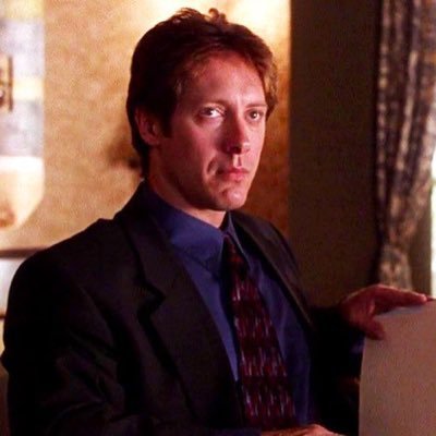 i’m like if mark scout was a sad lesbian. ‧ ₊˚ 🫀 ✩ house, succession, marvel, silent hill, etc.